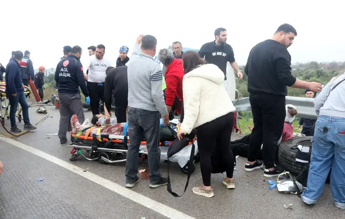 Antalya’da Yolcu Otobüsü Faciası: 10 Ölü, 24 Yaralı 40